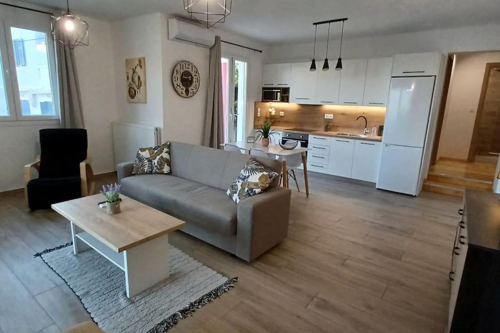 Seaview Luxury Apartment Μυτιλήνη Εξωτερικό φωτογραφία